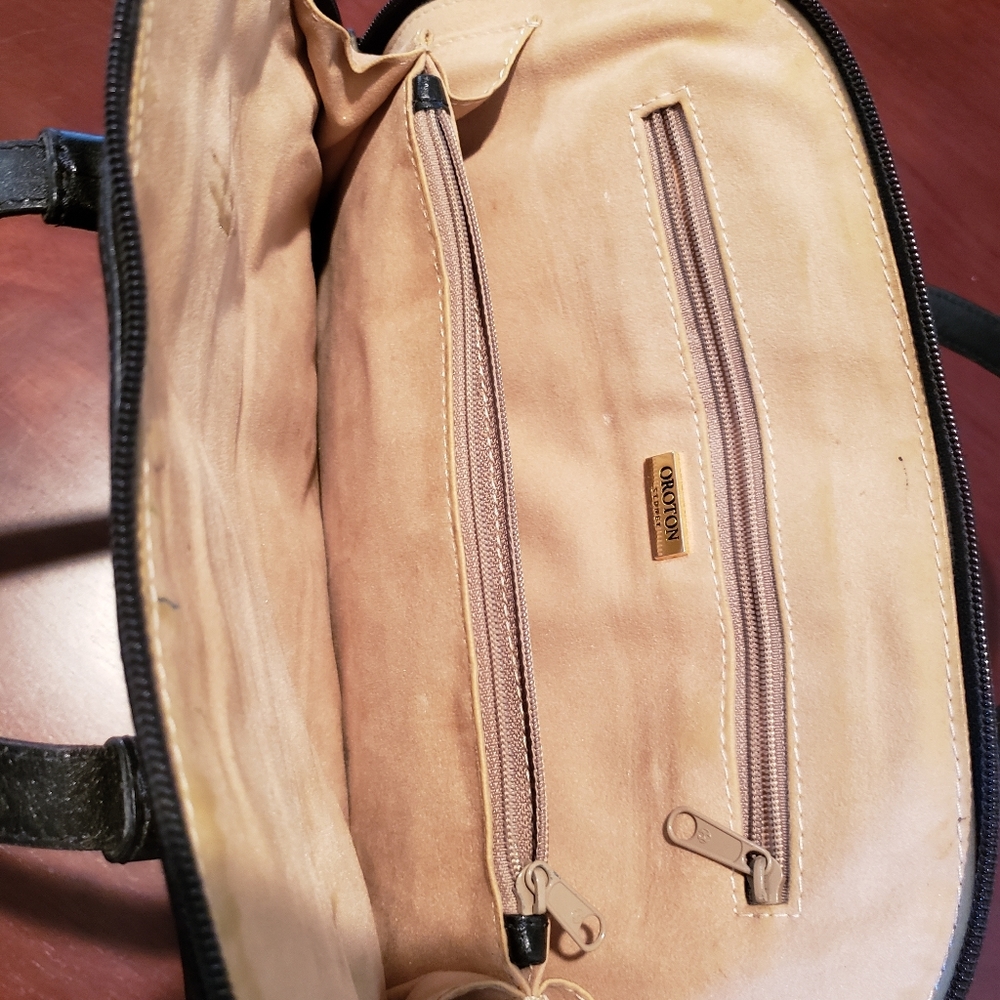 Oroton Handbag - Picture 6 of 6